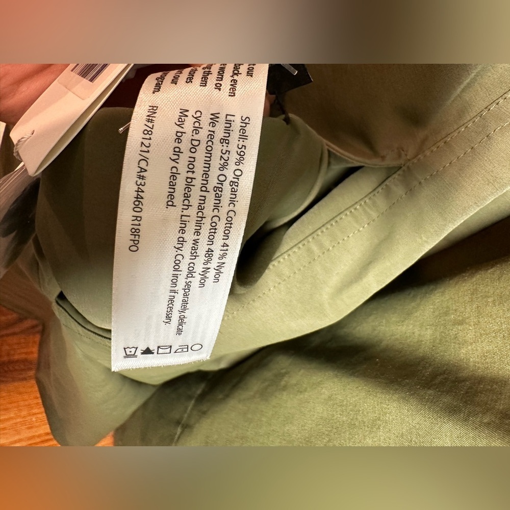 Eileen Fisher Black and green reversible Hooded Raincoat - Picture 7 of 10